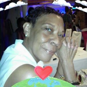 Meet your Posher, Renee